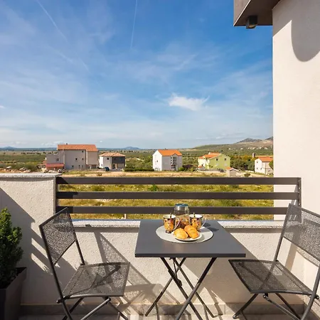 Lacus In With Pool Villa Vrana (Zadar)