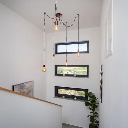 Lacus In With Pool *