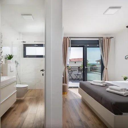 Lacus In With Pool * Vrana (Zadar)