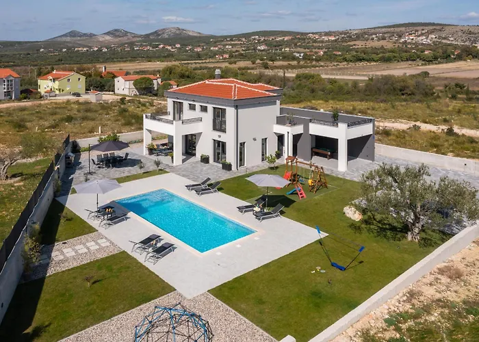 Lacus In With Pool Вилла Vrana (Zadar)